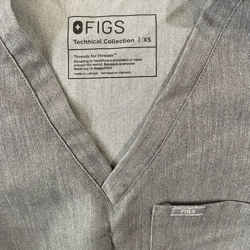 Graphite XS/P figs scrub set